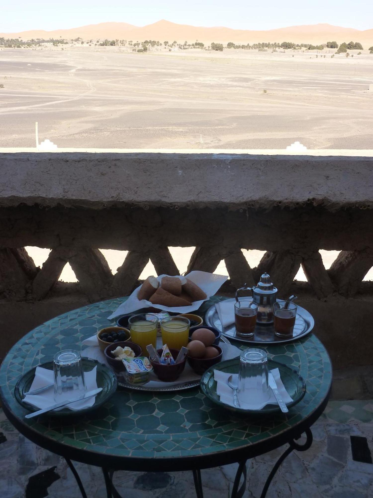 Kasbah Hotel Panorama Мерцуга Екстериор снимка