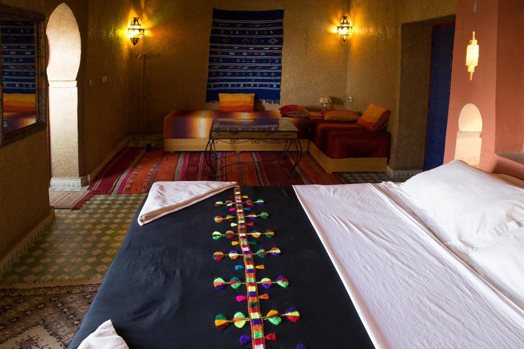 Kasbah Hotel Panorama Мерцуга Стая снимка